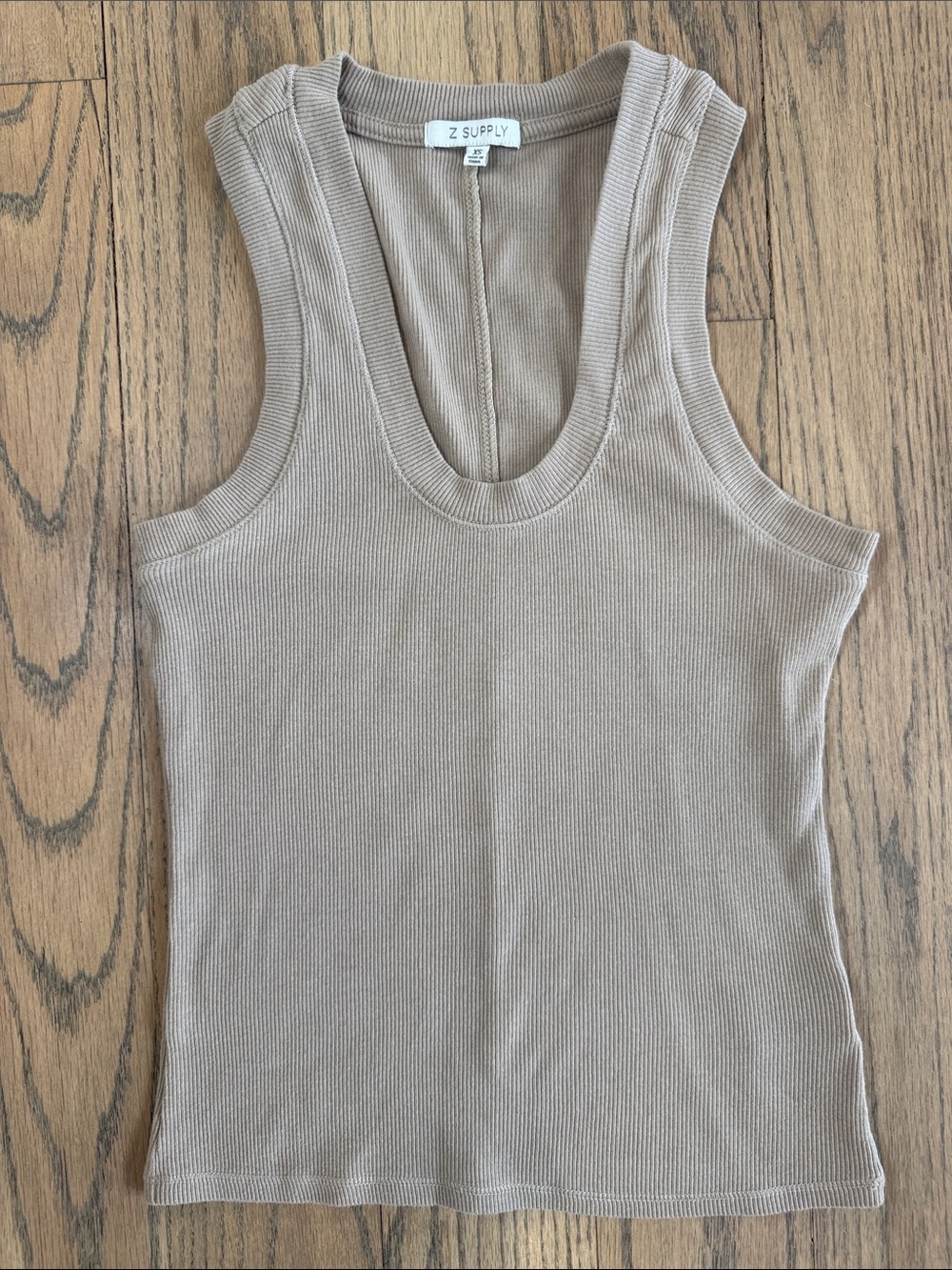 Z Supply Women’s Ribbed Sirena Light Tan Scoop Neck Tank Top Size X-Small - Picture 2 of 10